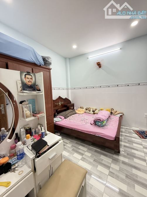 BÁN NHÀ - MẶT TIỀN - DT: 91M2 - NGANG 7M - NGAY HỒNG BÀNG - 3/2 - 2