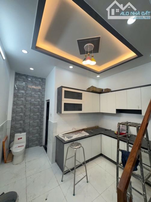 Bán nhà mặt tiền đường 10m, gần Nguyễn Sơn, Tân Phú, 48m2 (4x12), 2 tầng đẹp, chỉ hơn 5 tỷ - 2