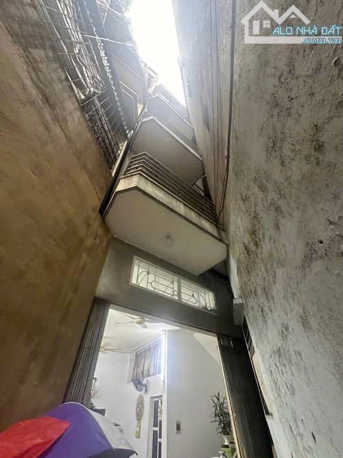 chủ bán nhà mặt phố Lê Thanh Nghị, 49m² x 5 tầng, dòng tiền cho thuê, giá 13.7 tỷ - 2