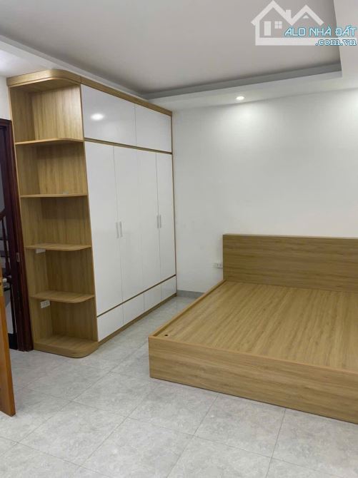 BÁN NHÀ NGHĨA LỘ, YÊN NGHĨA,DT 31M, 3T. MT 3,2M, GIÁ 4,65 TỶ - 2