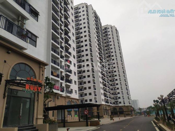 Bán căn hộ chung cư Ruby CT3 phúc lợi- 2PN2VS- Chẵn 3 tỷ - 2
