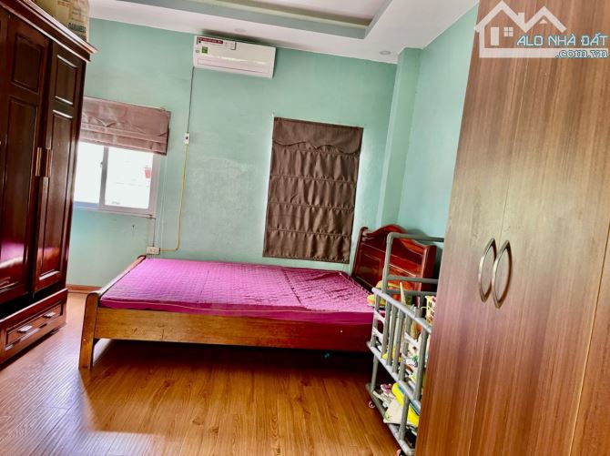 Cho thuê nhà nguyên căn mặt ngõ 87 Láng Hạ, Ba Đình. DT 30m x 4 tầng, giá 13.5tr - 2
