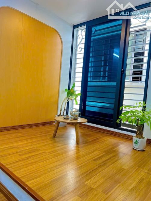 Hiếm có khó tìm. Chỉ với 5,x tỷ. Nhà đẹp 30m2 xây 5 tầng TT Tân Triều, Thanh Trì. - 2