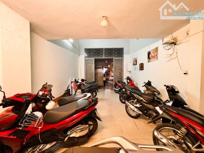 GIẢM 1,5 TỶ - 7 CHỖ VÔ NHÀ - UNG VĂN KHIÊM, NGUYỄN GIA TRÍ, NGUYỄN VĂN THƯƠNG, BÌNH THẠNH. - 2