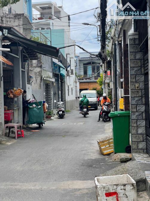 NHÀ KHU EMART PHAN HUY ÍCH, 2 LẦU, 5X16.5, 83M², 2 MẶT HẺM XE HƠI 5M THÔNG - LG 8M XÂY CAO - 2