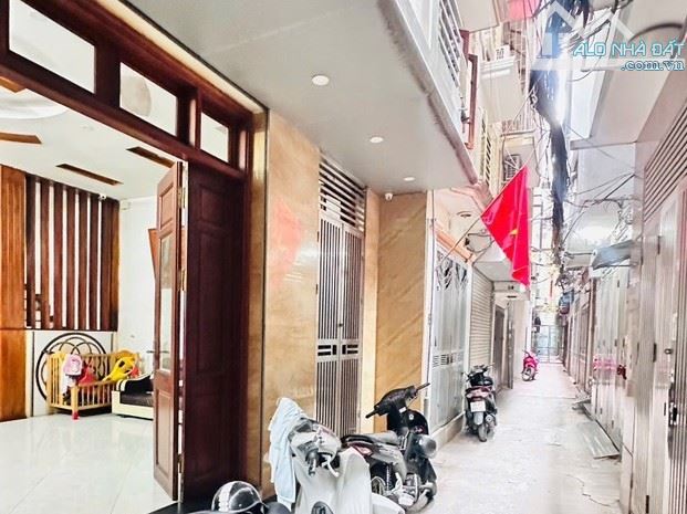 💥B.Á.N GẤP Nhà LÔ GÓC 74m2, MT 13m, TT Cầu Giấy, Ngõ THÔNG, Nhỉnh 12 tỷ - 3
