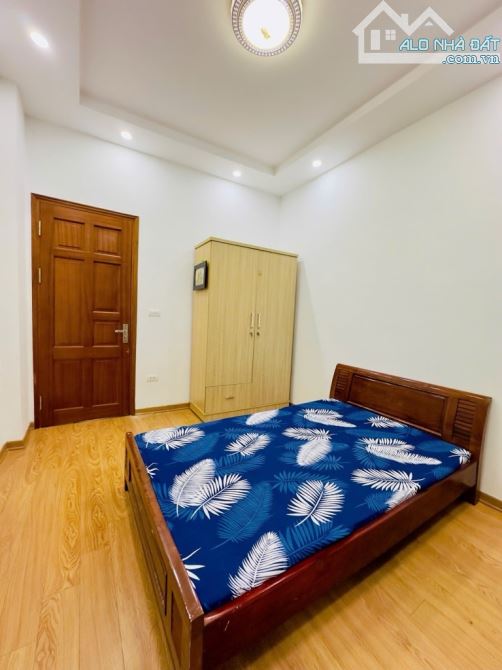 Bán nhà Từ Liêm 40m², 5 tầng, giá 6.7 tỷ, kinh doanh - 3