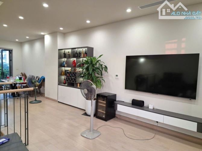 BÁN NHÀ LIỀN KỀ THEMANOR NGUYỄN XIỂN - HOÀNG MAI - DT 75M X 5 TẦNG - MT 5M - 3