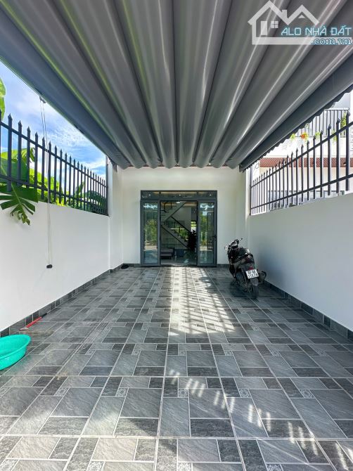 TẶNG BỘ NỘI THẤT CAO CẤP HOẶC GIẢM NGAY 100 TRIỆU - 3