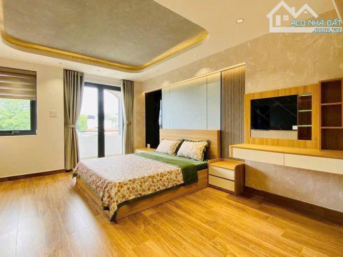 CHỈ 2tỷ4 NHÀ PHỐ FULL NỘI THẤT - SỔ HỒNG RIÊNG -GẦN ĐỪƠNG ĐINH ĐỨC THIỆN.ĐÔNG DÂN CƯ - 3