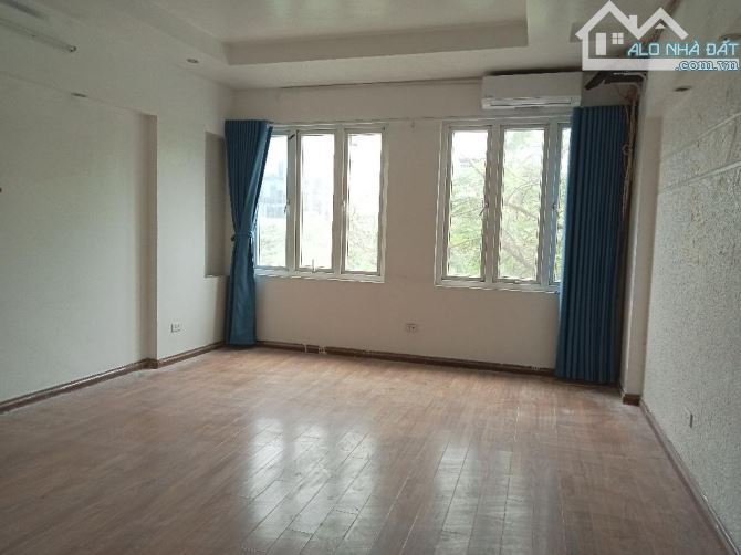 Bán nhà Dương Khuê, dt55m, mt4,2m, phân lô vỉa hè, ô tô tránh, kinh doanh, vp. - 3