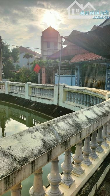 Cần Bán Gấp-266m Mặt Hồ Điều Hoà_Kiêu Kỵ Cạnh Trục 5B Vinocp- Trung Tâm Gần Phố Sầm Uất - 3