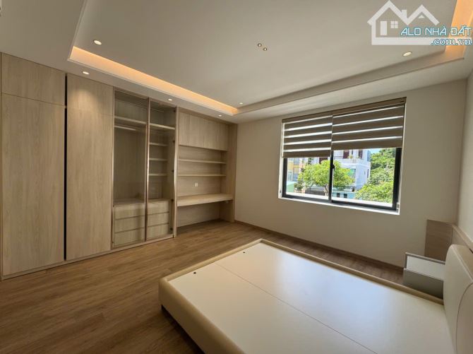 💥 BÁN NHÀ MẶT TIỀN SIÊU ĐẸP GẦN BIỂN -  ĐƯỜNG 14M 1T2L ĐẦY ĐỦ CÔNG NĂNG GIÁ 12.5 TỈ - 3