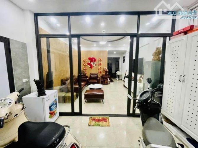 BÁN CCMN NGÕ 376 KHƯƠNG ĐÌNH – 63M² × 5 TẦNG – MT 4.7M – LÔ GÓC – GIÁ 10.7 TỶ THANH XUÂN - 3