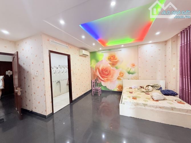 BIỆT THỰ KHU BÀU CÁT - Q. TÂN BÌNH - DT:170M2 - NGANG BỀ THẾ 7,3M - 4 TẦNG - CHỈ 19,8 TỶ - 3