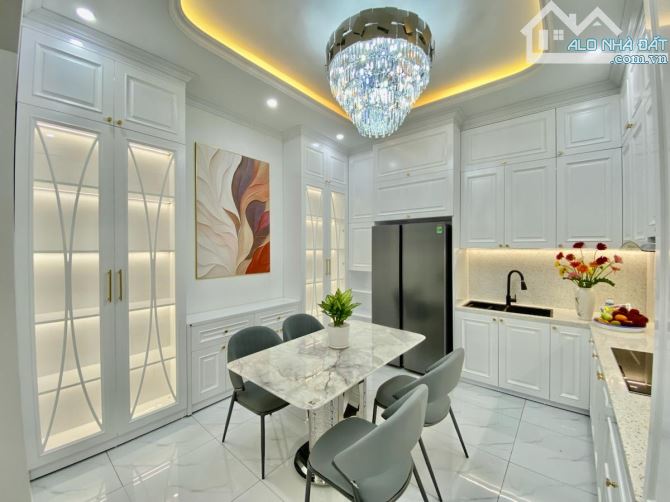 Bán nhà lô góc Vũ Ngọc Phan 55m² sổ đẹp – Nội thất VIP – 16m ra ô tô - 3