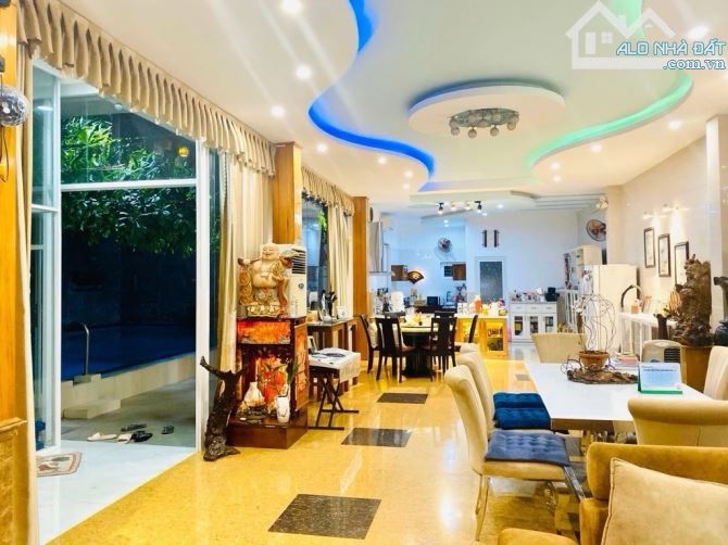 💥Cần Bán Nhà VIP 4 Tầng Đường Lý Tự Trọng - Quận Hải Châu - TP Đà Nẵng.  🔹Diện tích đất - 3