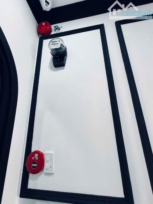 TOÀ CHDV GẦN CHỢ BÌNH ĐÔNG - 6 TẦNG BTCT - 73M2 - 9 PHÒNG - KHOÁN 40TR/TH - GIÁ 9.X TỶ - 3
