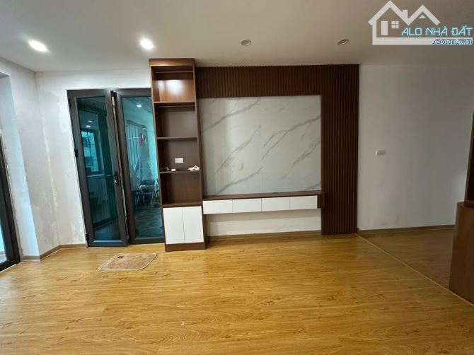 Bán căn tập thể trường Đại học sư phạm Hà Nội, phố Trần Quốc Hoàn , cầu giấy , giá 4.2 tỷ - 3