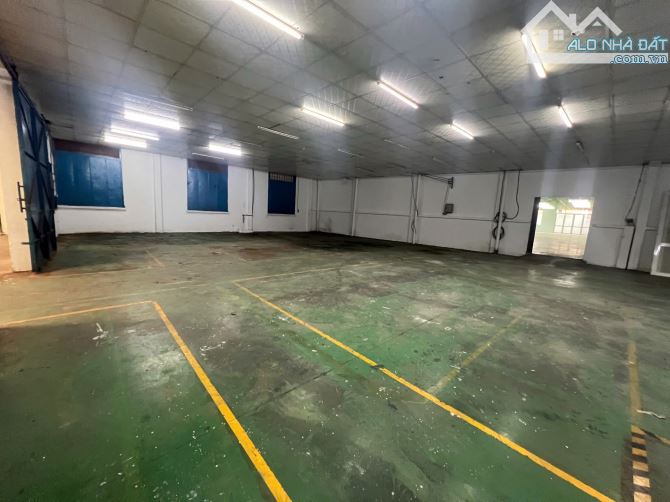 LÔ ĐẤT GÓC NGAY TÂY LÂN, BÌNH TÂN, DT: 3.745m2, HĐT: 3.5tỷ, Giá 229tỷ, gặp Kha tl giá - 3