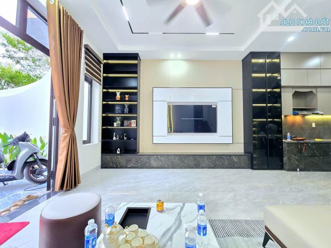 🆘🆘Bán Nhà 2 Tầng 2 Mê 2 Mặt Kiệt Trước Sau  Kiệt  610 Tôn Đản - 3