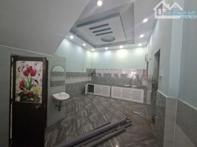 B.Á.N Nhà kế bên Tên Lửa, cách Aeon mail Tân Bình 3p xe máy, Dt 5x11, Chỉ 4,2 tỷ - 3