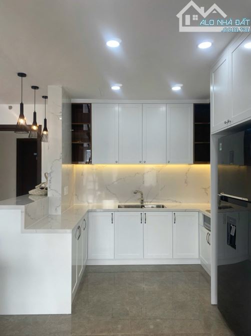 BÁN CĂN GÓC SUNRISE RIVERSIDE 99M2 - 3PN - TẦNG CAO - 6,6 TỶ - 3