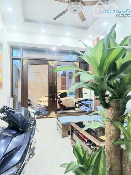 BÁN NHÀ ĐỊNH CÔNG THƯỢNG 46m 5 TẦNG THANG MÁY Ô TÔ ĐỖ CỬA - 3