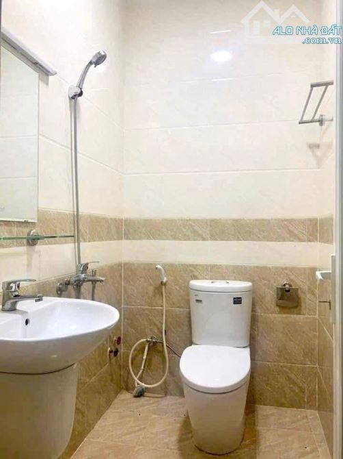 GIÁ TỐT - ĐINH BỘ LĨNH -52m2 - 4 TẦNG -4 PN - Chỉ 7.XX - 3