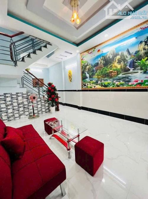 bán căn nhà gần chợ xuân thới thượng-48m2-1 trệt-2 lầu-2pn-2wc-gọi cho em xem nhà - 3