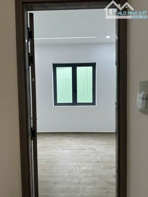 BÁN NHÀ 4X12.6 SỔ HỒNG RIÊNG CHỢ BÀ HOM TỈNH LỘ 10 BÌNH TÂN mt 7m - 3