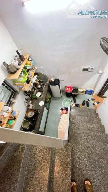 Bán nhà Trần Quốc Hoàn, phân lô ô tô, dân xây, 35.2m² x 3 tầng - 3