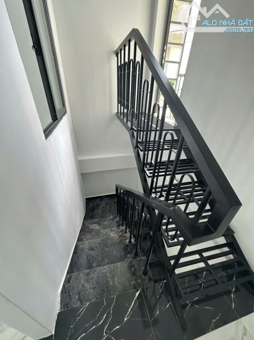 BÁN NHÀ HẺM 4M CÁCH LÊ HỒNG PHONG 130M -PHƯỚC HẢI CĂN GÓC.DT 94,65M NGAG 5,55M - 3