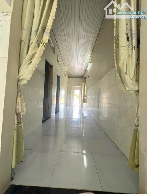 Cần tiền nên bán nhanh gấp căn nhà 720trie ở Trung Lập Thượng, Củ Chi , dt 157m2. Sổ hồng - 3