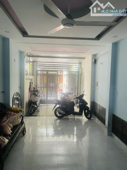 BÁN NHÀ CÁCH MẠNG THÁNG TÁM, P11 Q.3, NGANG 6M, 84M2, 8 PHÒNG NGỦ, GIÁ CHỈ 9.7 TỶ - 3