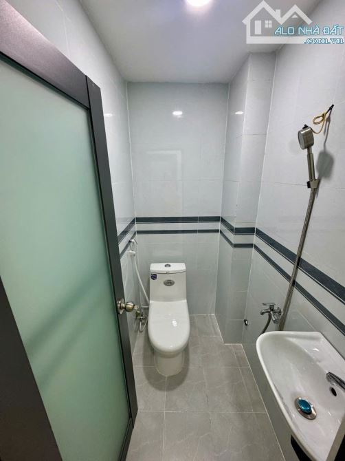Nhà Cho Thuê Nguyên Căn Hẻm Lê Quang Định - 3