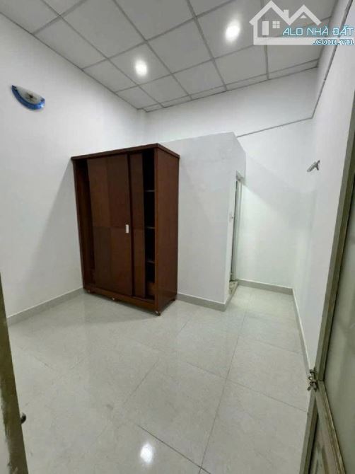 NGAY CITY LAND F10 – 80m RA PHAN VĂN TRỊ - 2 LẦU - 3PN - 4,6mx12m - KDC  AN NINH -  NHỈNH - 3