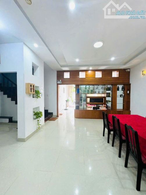 BÁN BIỆT THỰ LẠC LONG QUÂN CÁCH CÔNG VIÊN HỒ 30M, GIÁ TỐT NHẤT KHU VỰC 22.5 TỶ - 3