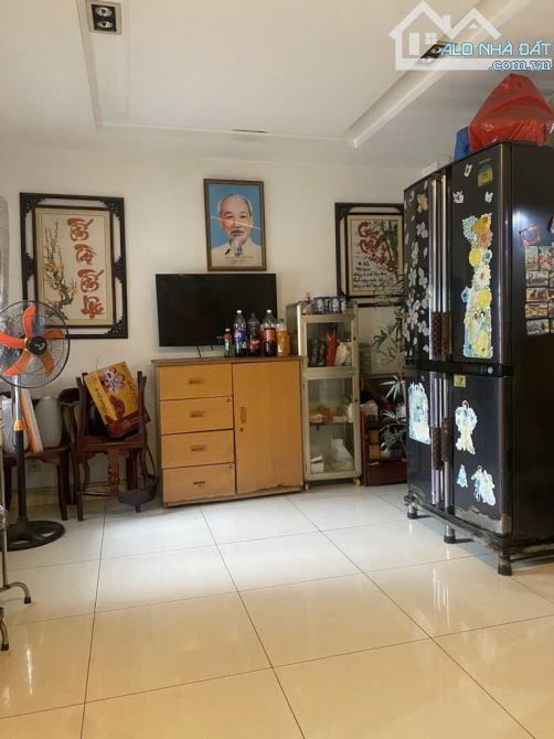 Hẻm Gò Dầu , 3 tầng, giá 5,8ty, ngang 4,7m, kẹt bank - 3