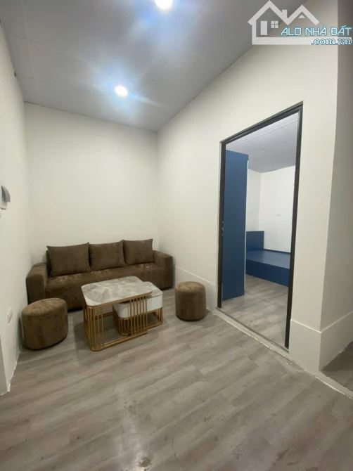 Siêu phẩm Cầu Giấy oto tránh ,kinh doanh,lô góc ,dòng tiền 30tr/1 tháng DT 83/90m mt 5,2m - 3