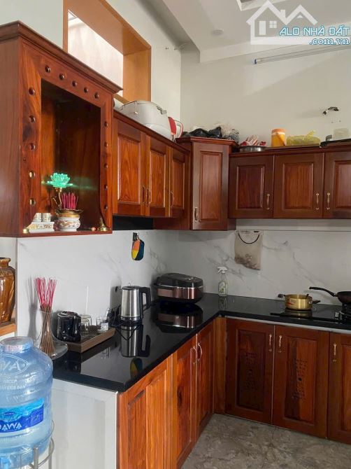 Cần Bán Căn Nhà 3 Mê Còn Mới Mặt Tiền Đường Nguyễn Công Trứ BMT - 3