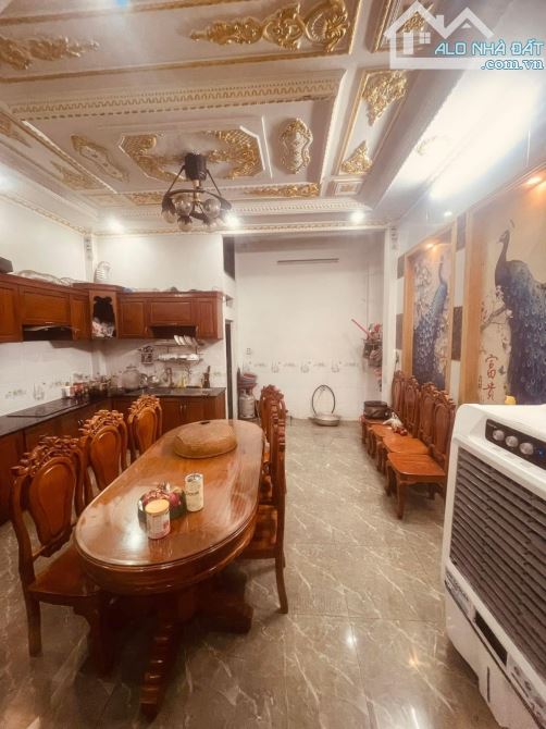NHÀ MẶT TIỀN ĐƯỜNG VŨNG THIỆN 3 TẦNG ĐÚC ĐANG KD, CHỦ XD TÂM HUYẾT ĐỂ Ở, NHÀ PHỐ DĨ AN - 3
