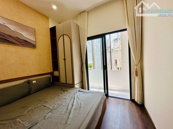 Giáp Quận 1 | Lê Văn Duyệt Sẵn Nội Thất | 30m2 3 Tầng ~ 3 phòng ngủ | Phân khúc 4tỷ  . 1 T - 3