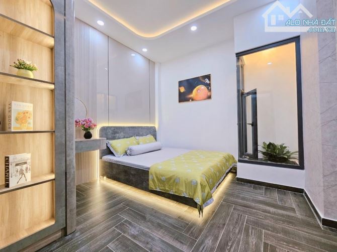 Nhà 4 tầng 4 PN PK Bếp P sông hơi tặng full nội thất sổ hồng chính chủ nhỉnh 6 tỷ - 3