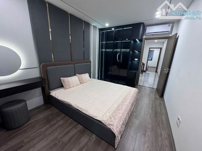 Bán Gấp Nhà 102 Vũ Xuân Thiều, Sài Đồng, Long Biên, 50m2, 5 Tầng, ô tô, full nội thất - 3