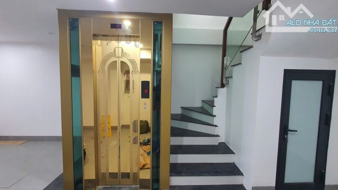 Cho thuê nhà ngõ Lạc Long Quân, Xuân La, Tây Hồ. DT 45m x 7.5 tầng, giá 32tr - 3