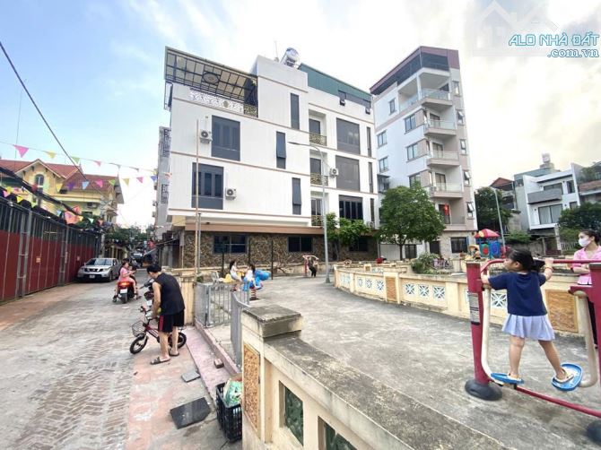 Hiếm quá 43m Làng cổ Đông Ngạc - oto vào đất - 3