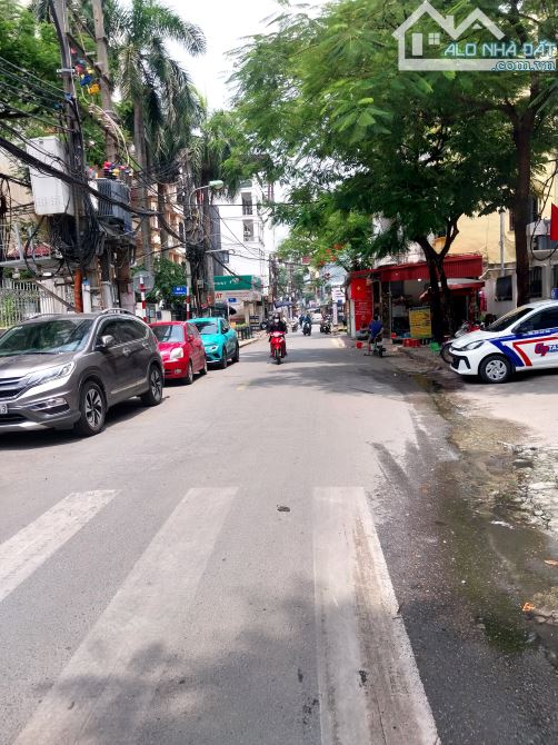 Bán nhà mặt phố Võng Thị, Tây Hồ, 30m ra Lạc Long Quân, DT 67m2, 2 Tầng, Giá 25,5 tỷ. - 3