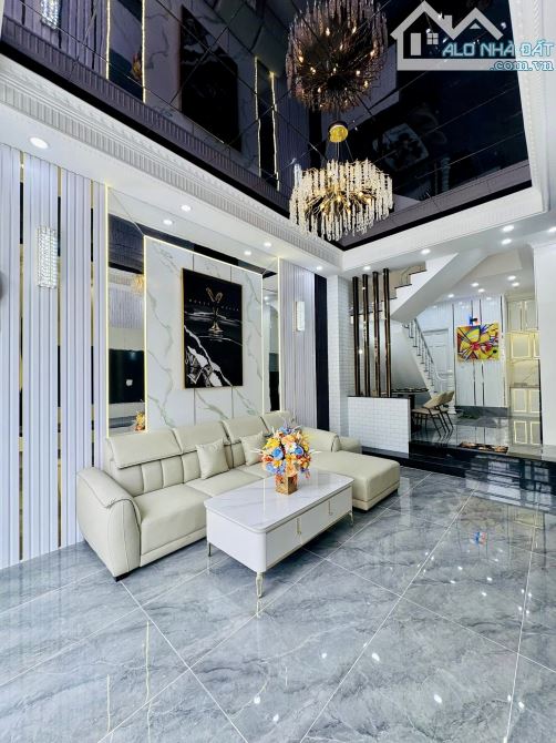 BÁN NHÀ 4 TẦNG, MẶT TIỀN NGUYỄN VĂN TRỖI (full nội thất) - Sau lưng KÝ TÚC XÁ ĐẠI HỌC CT - 3