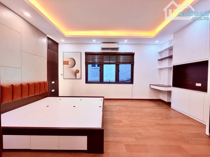Bán nhà Lĩnh Nam. Thang máy - full nội thất. Vị trí đẹp - Ô tô tránh 1 nhà. - 4